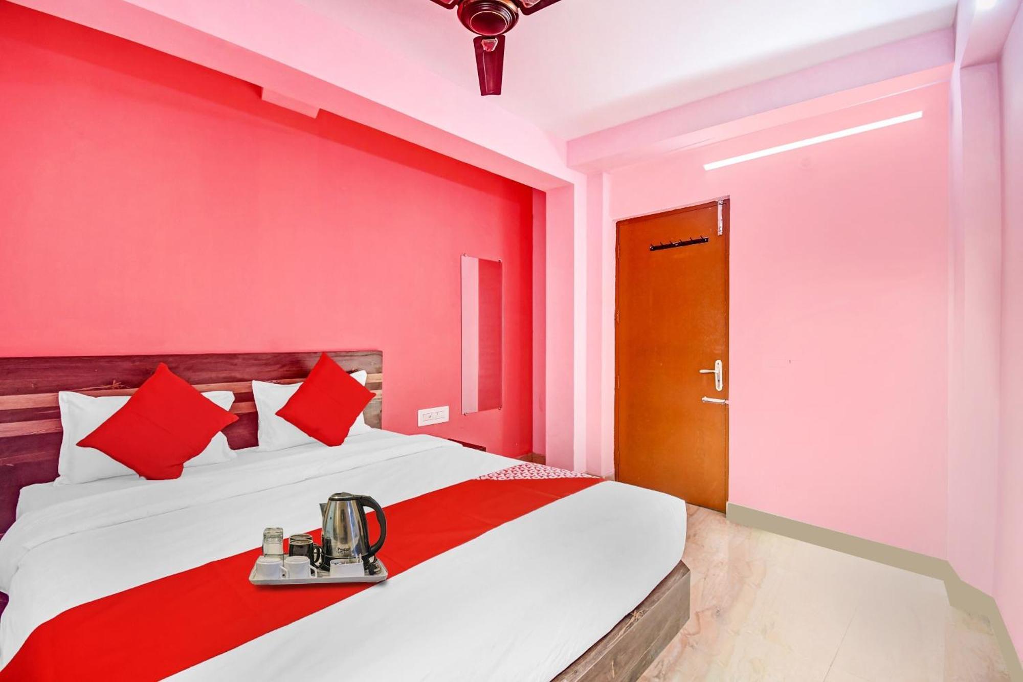 Hotel Flagship Shyamali